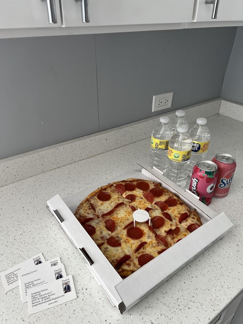 Cholies Pizza